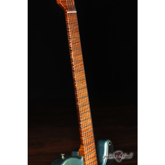 Shabat Lion GB Sugar Pine Guitar w/ 4A Flame Roasted Maple Neck – Pelham Blue
