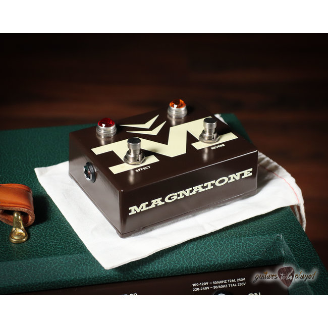 Magnatone Panoramic Stereo 12+12W Vibrato 2x10” Combo Amp – Dark Green