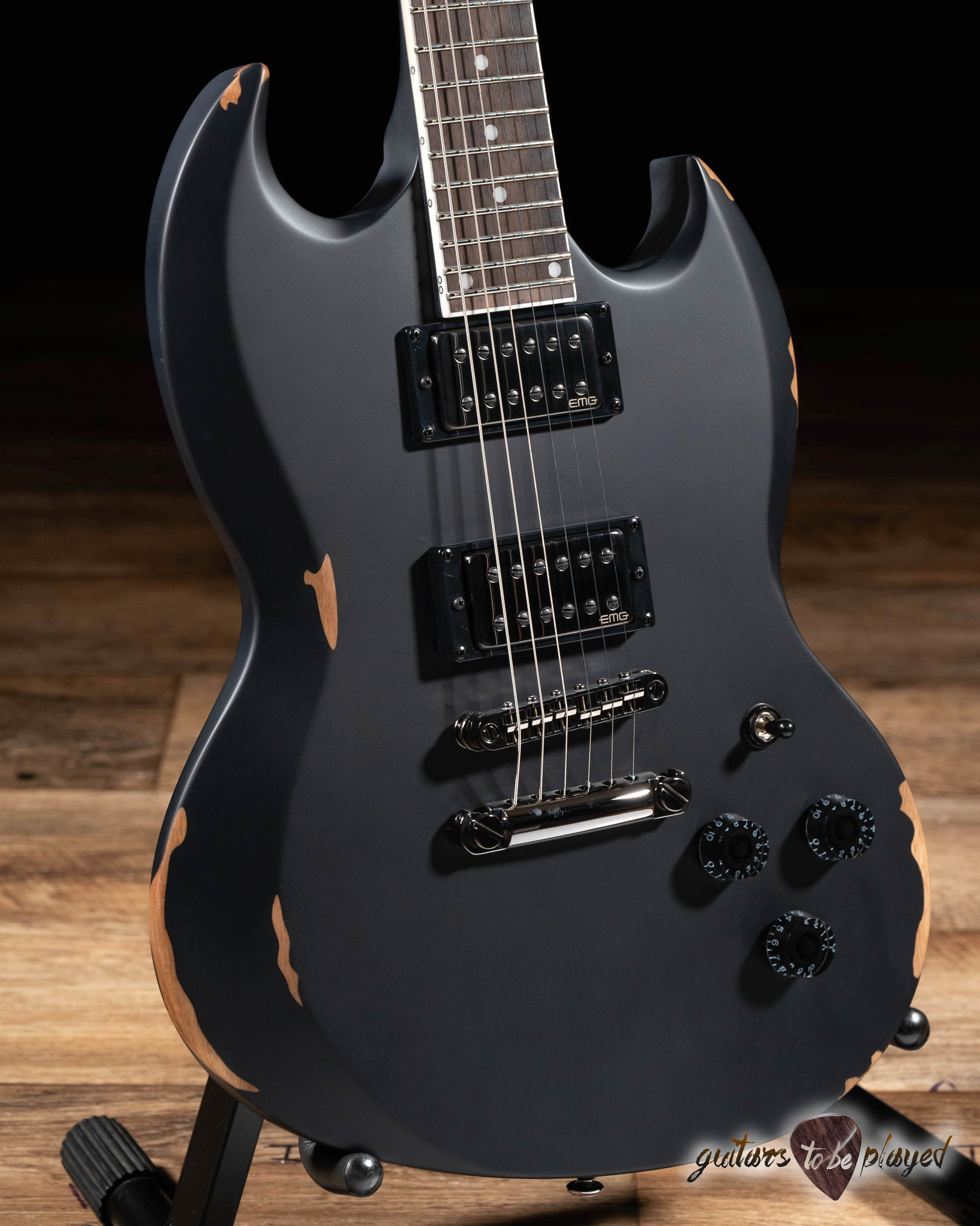 ESP LTD Volsung Lars Frederiksen Guitar Distressed Black Satin ESP LTD Volsung Lars Frederiksen Guitar Distressed Black Satin