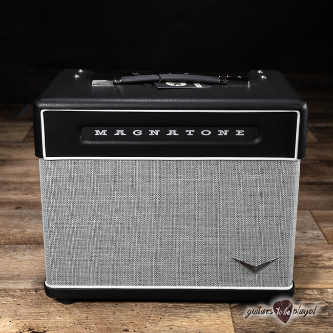 Magnatone Baby M-80 12-Watt Tube 1x10" Combo Amp w/ Cover