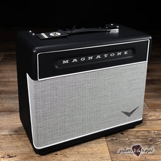 Magnatone Amplification Magnatone Baby M-80 12-Watt Tube 1x10" Combo Amp w/ Cover