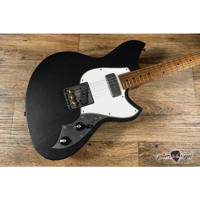 Novo Serus T Custom w/ Maple Neck & Stainless Frets – Charcoal Frost