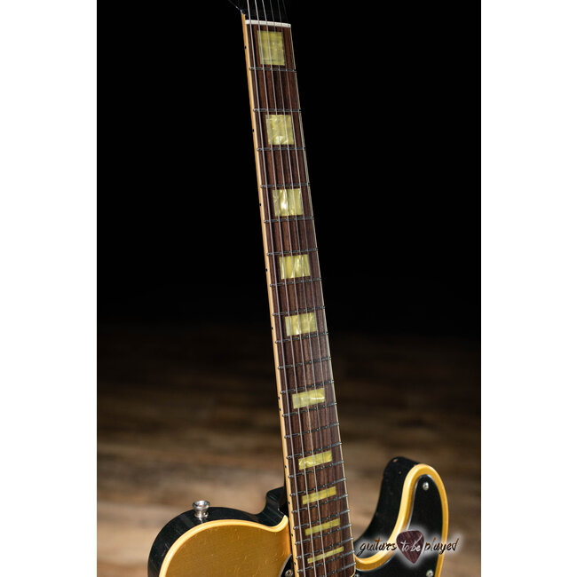 Shabat Lion JD Mahogany 24.75" Scale Guitar w/ Case – Gold Top