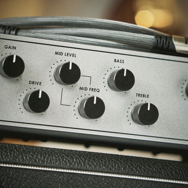 Aguilar TH700 V2 Tone Hammer 700 Watt Bass Amp Head (Made in USA)