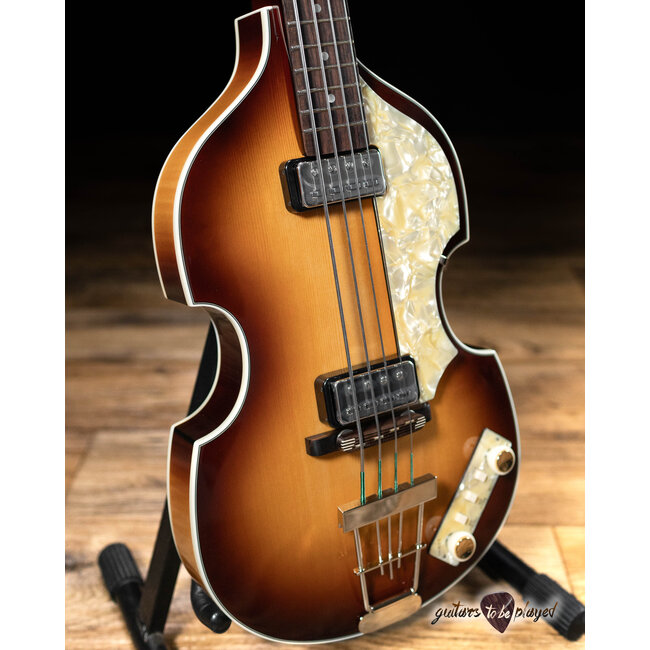 Hofner Artist Series Violin Bass (H500/1-63-AR-0) w/ Case – Sunburst