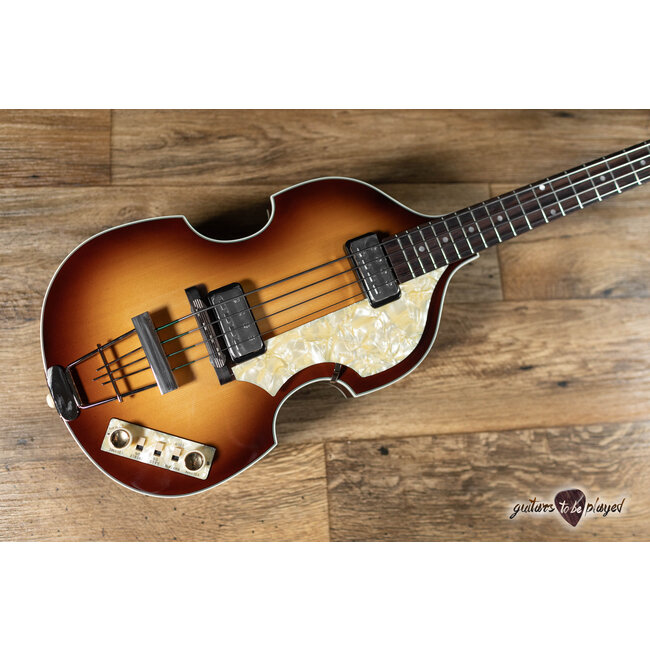 Hofner Artist Series Violin Bass (H500/1-63-AR-0) w/ Case – Sunburst