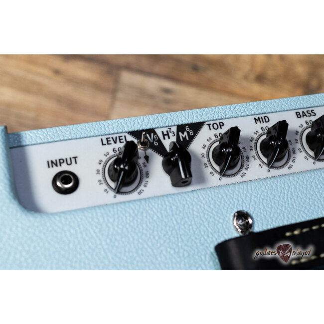 Carr Amps Bel-Ray 16W 1x12” Combo – Sonic Blue