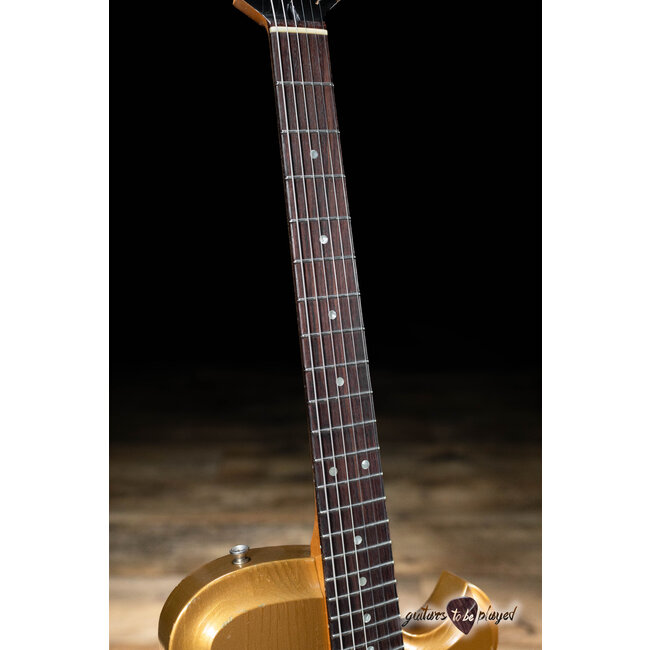 Novo Nucleus Solus H2 Guitar w/ Fralin Pure PAF's – Gold Top Gold