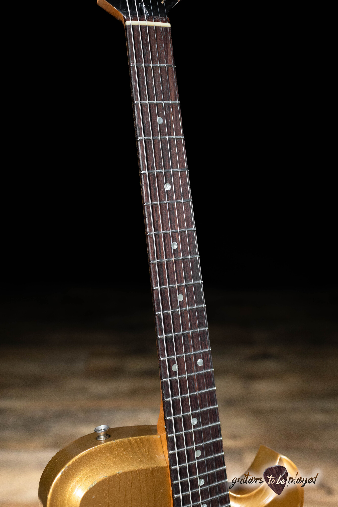 Novo Nucleus Solus H2 Guitar w/ Fralin Pure PAF's – Gold Top Gold ...