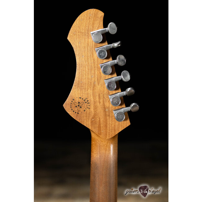 Novo Nucleus Solus H2 Guitar w/ Fralin Pure PAF's – Gold Top Gold