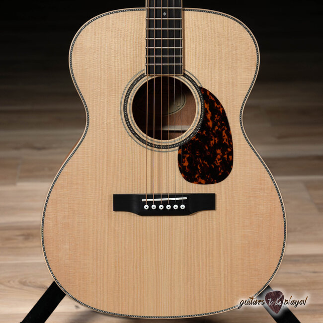 Larrivee OM-40 MH Spruce/Mahogany Acoustic Guitar w/ Case