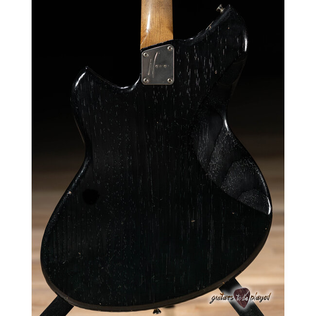 Novo Nucleus Serus J Guitar w/ Fralin P-90s – Bull Black