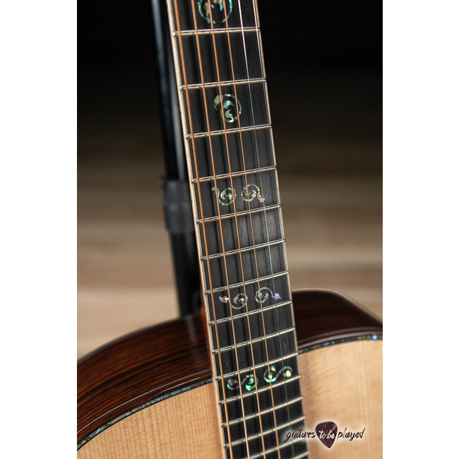 Larrivee OM-10 Deluxe Spruce/Rosewood Acoustic Guitar w/ Case