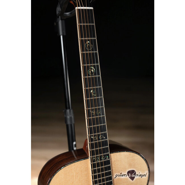 Larrivee OM-10 Deluxe Spruce/Rosewood Acoustic Guitar w/ Case