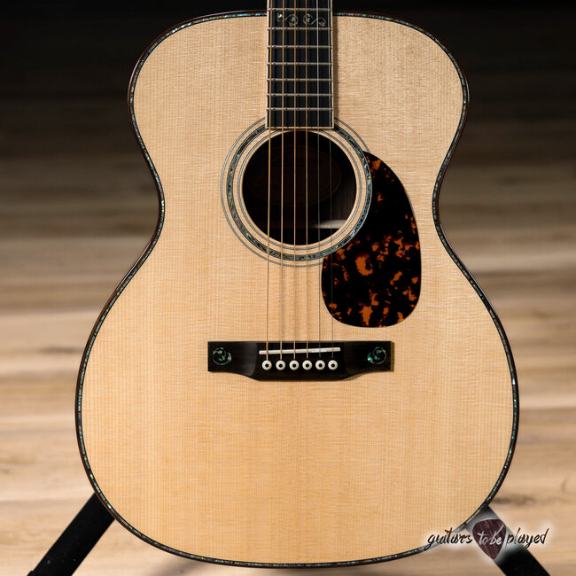 Larrivee OM-10 Deluxe Spruce/Rosewood Acoustic Guitar w/ Case