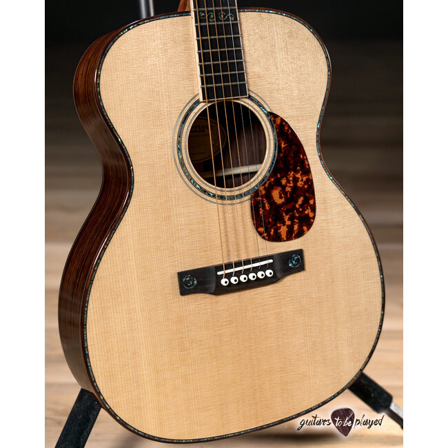 Larrivee OM-10 Deluxe Spruce/Rosewood Acoustic Guitar w/ Case