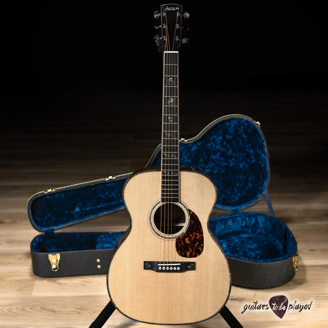 Larrivee OM-10 Deluxe Spruce/Rosewood Acoustic Guitar w/ Case