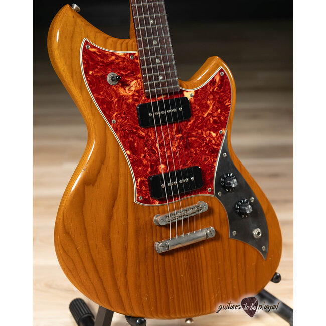 Novo Nucleus Serus P2 Guitar w/ Fralin P-90s – Amber