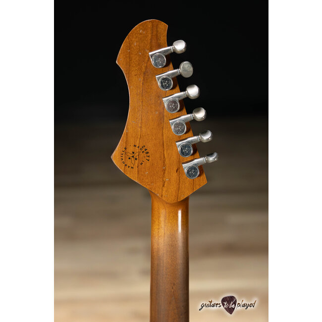 Novo Nucleus Serus P2 Guitar w/ Fralin P-90s – Amber