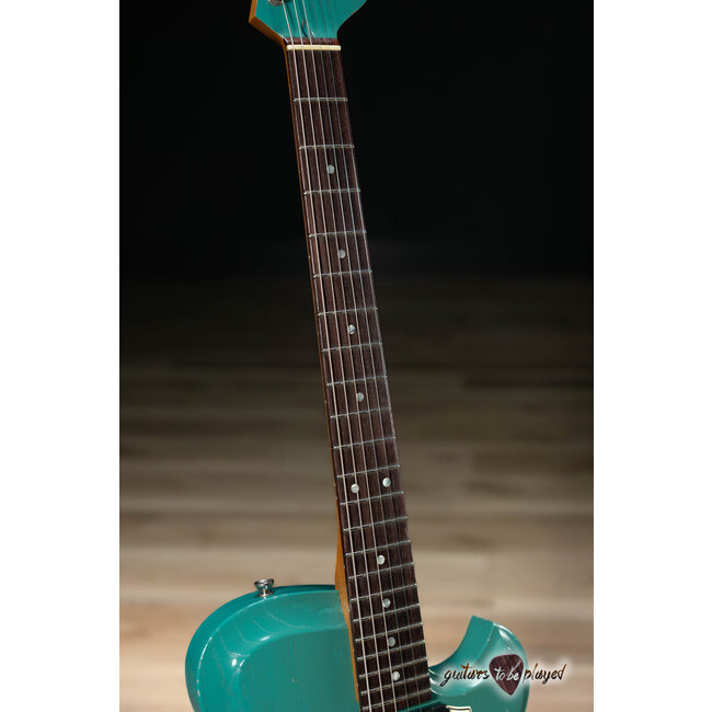 Novo Nucleus Solus F2 Guitar w/ Fralin P-90 & High Output T – Taos Turquoise