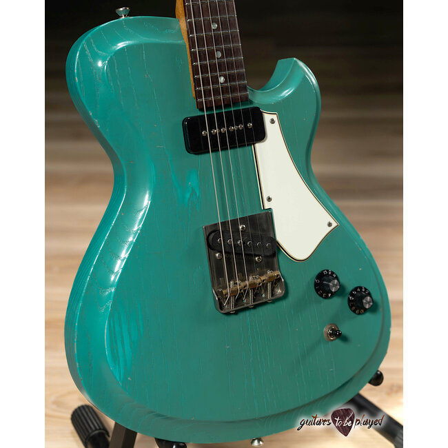 Novo Nucleus Solus F2 Guitar w/ Fralin P-90 & High Output T – Taos Turquoise