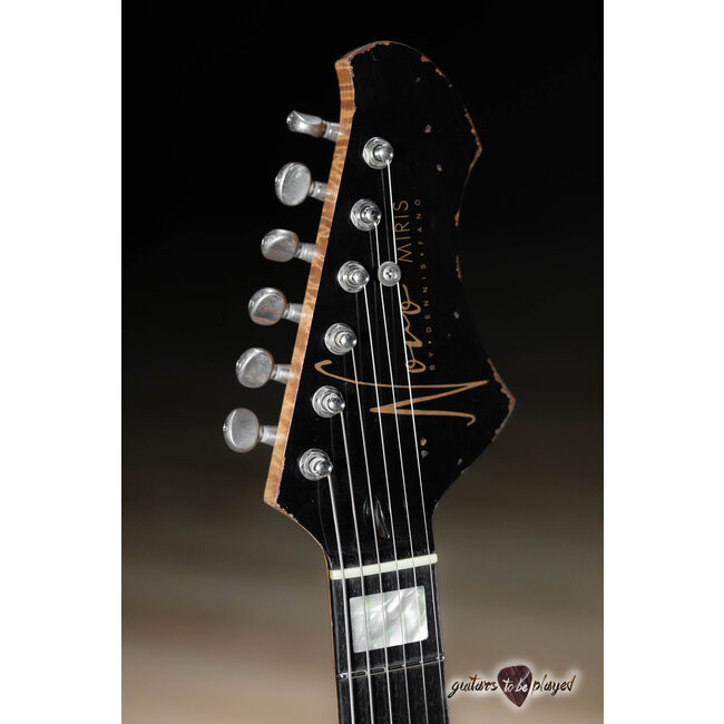 Novo Custom Miris J w/ Figured Maple, Ebony & Hum-Cancelling P90s – 3-Tone Burst