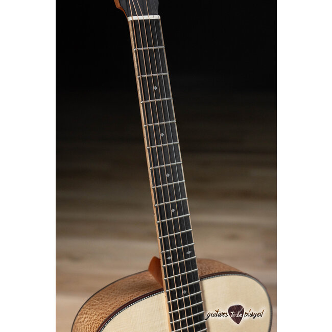 Larrivee OM-40 Moon Spruce/Silver Oak 1-11/16” Nut Acoustic Guitar w/ Case