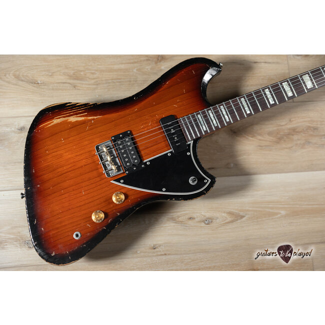 Novo Voltur V2 Pine Body Staple P-90/Humbucker Guitar – Firebird Burst