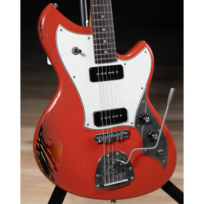 Novo Dealer Limited Nucleus Serus J Guitar – Fiesta Red over ‘64 3-Tone Burst