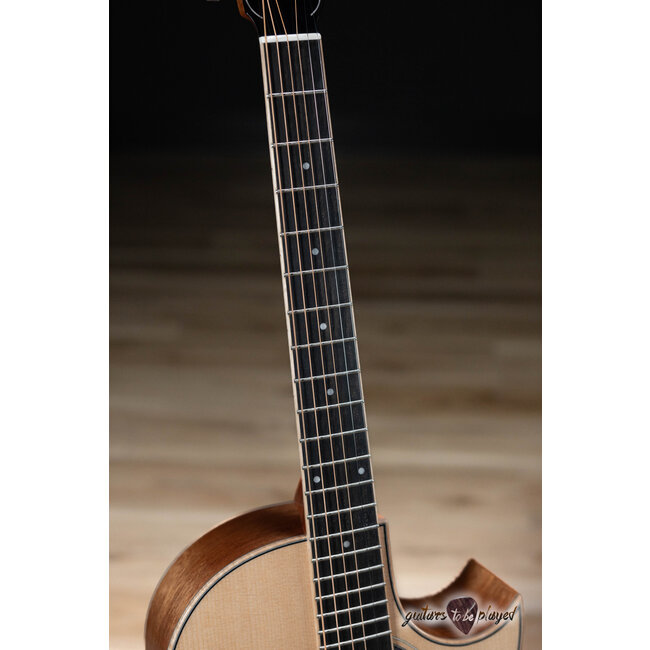 Larrivee C-05 MH Spruce/Mahogany Florentine Cutaway Guitar w/ Case