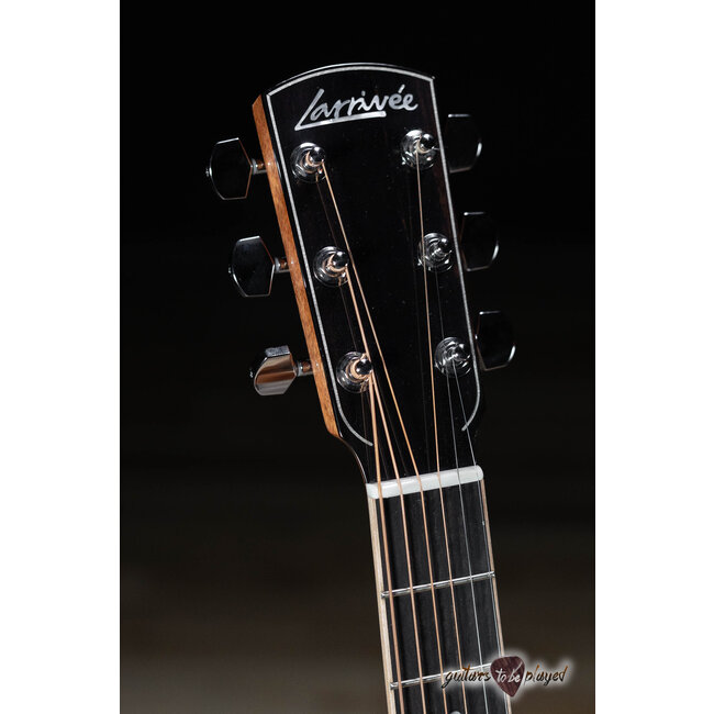 Larrivee C-05 MH Spruce/Mahogany Florentine Cutaway Guitar w/ Case