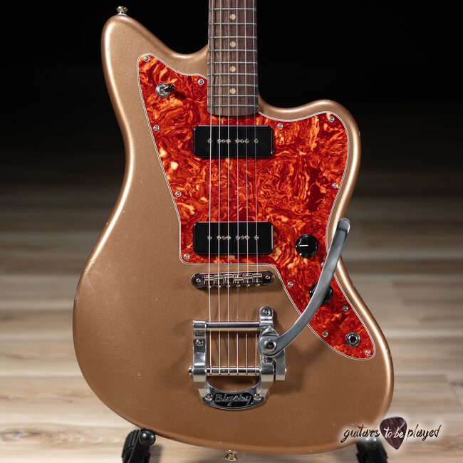 Fano JM6 Alt de Facto Lollar P-90 Guitar w/ Bigsby & Case – Firemist Gold