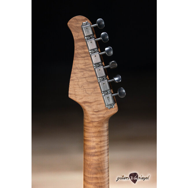 Xotic XSC-1 Alder S-Style w/ Roasted Flame Maple Neck – 2-Tone Burst