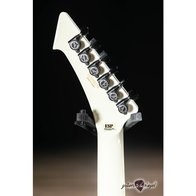 ESP Vulture James Hetfield Signature Custom Shop Guitar w/ Case – Olympic White