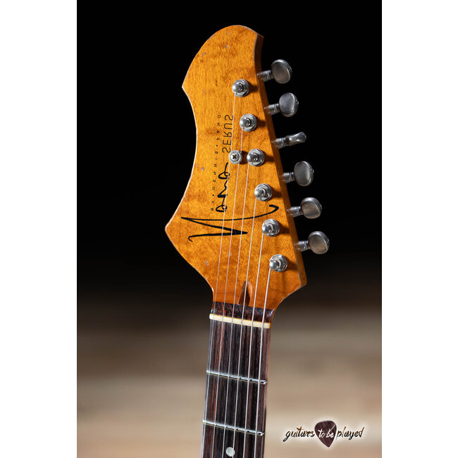 Novo Custom Serus J Left-Handed Guitar w/ Fralin P-90s – Amber