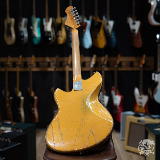 Novo Custom Miris H2 Semi-Hollow Chunky C w/ Fralin Pure PAF's – Gold Top Gold