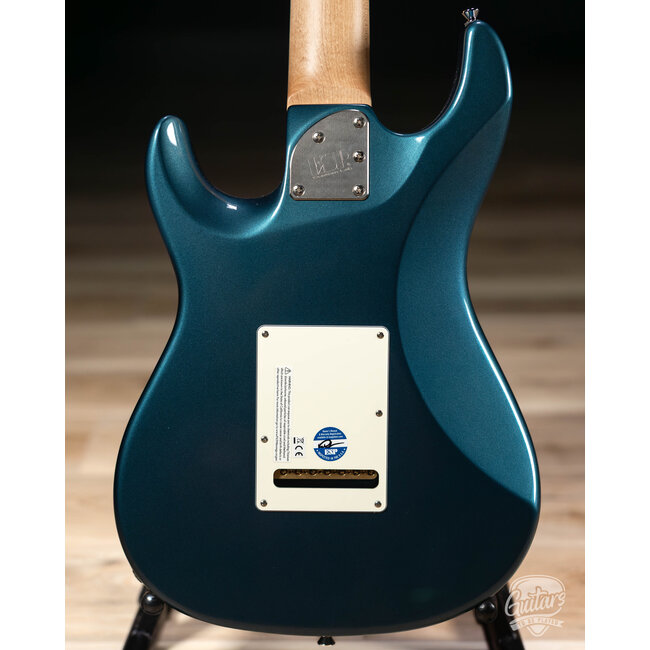 ESP Snapper-7-AL/R Original Series Japan 7-String Guitar w/ Case – Supreme Blue