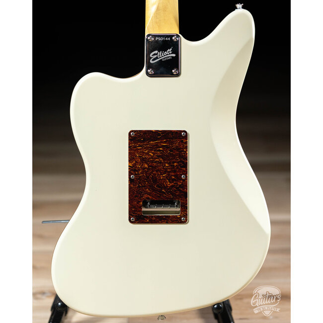 Elliott Peter Stroud Tonemaster Super-Vee Trem Guitar – Vanilla Shake