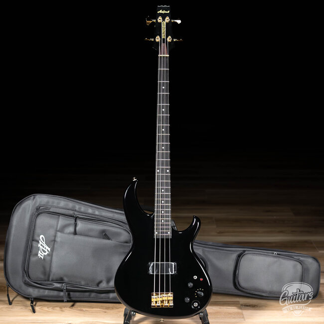 Aria Pro II SB-1000 Japanese Bass w/ Gig Bag - Black