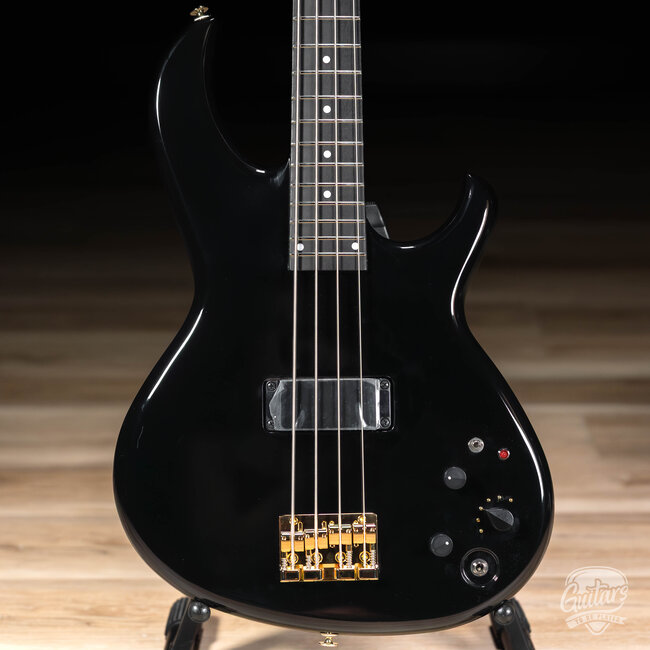 Aria Pro II SB-1000 Japanese Bass w/ Gig Bag - Black