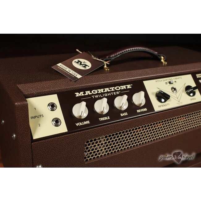Magnatone Twilighter 22W Reverb/Vibrato Head & 1x12” Extension Cab