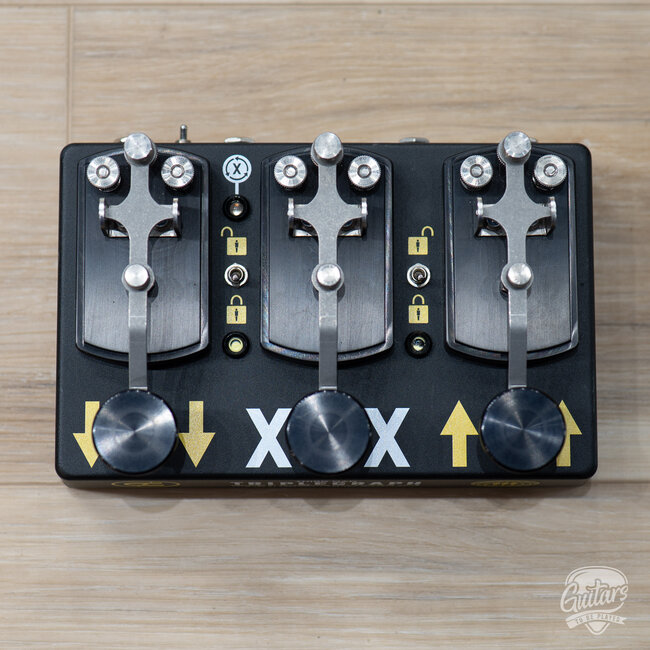 Coppersound Pedals Jack White Triplegraph Digital Octave Pedal