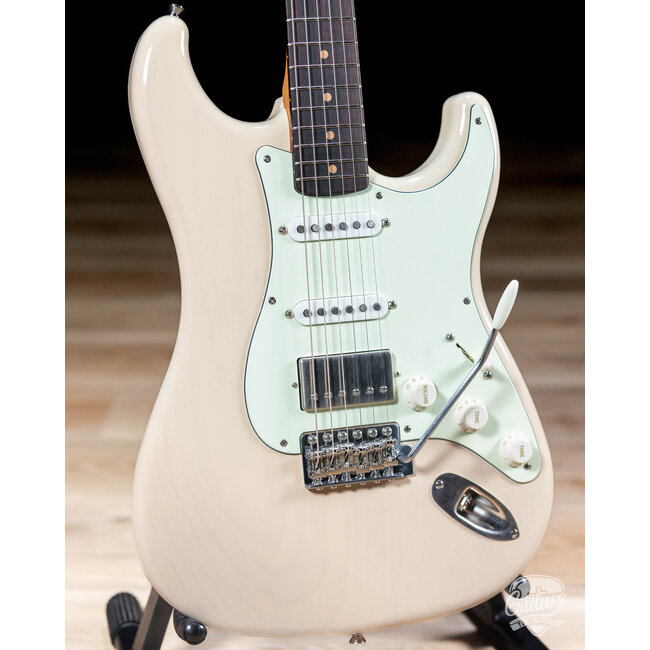 LsL Instruments Saticoy ERA HSS w/ LsL Pickups – Vintage Cream