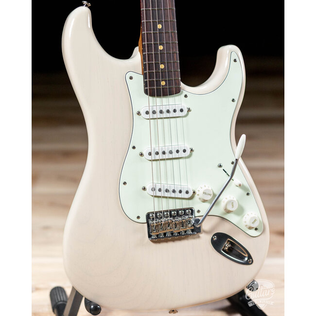 LsL Instruments Saticoy ERA SSS w/ LsL Pickups – Vintage Cream