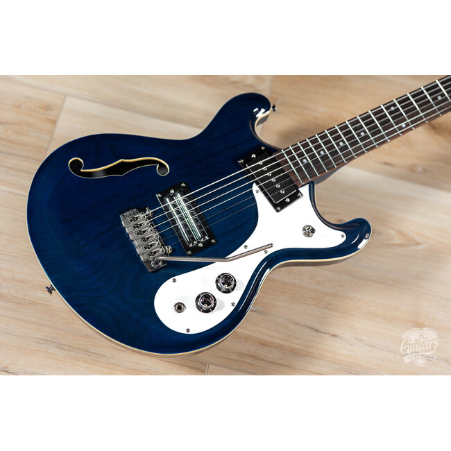 Danelectro 66BT Baritone Electric Guitar – Transparent Blue (B-Stock)