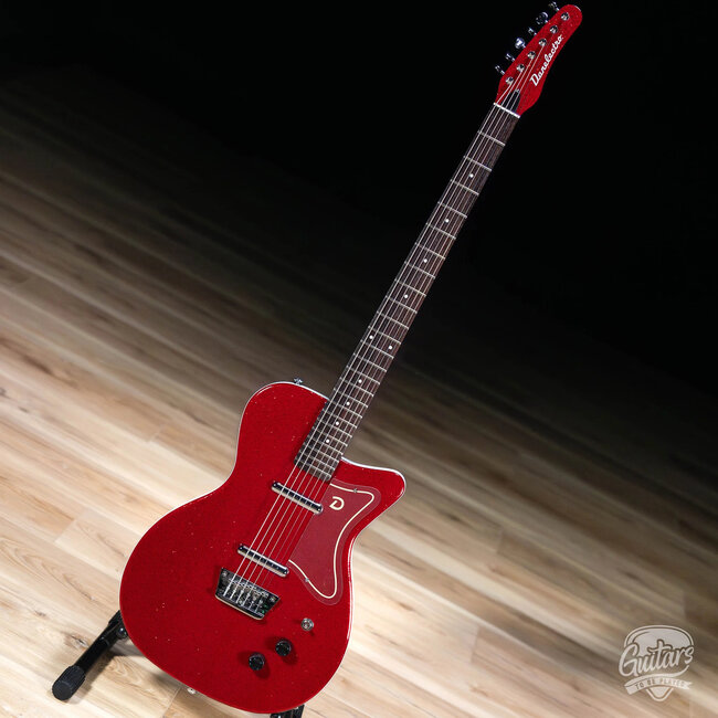 Danelectro Baritone Electric Guitar – Red Metalflake (B-Stock)