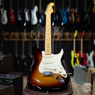 Used 2021 Fender American Ultra Stratocaster w/ Case – 3-Color Sunburst