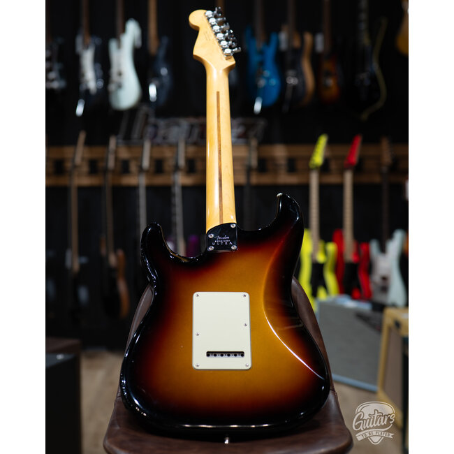 2021 Fender American Ultra Stratocaster w/ Case – 3-Color Sunburst
