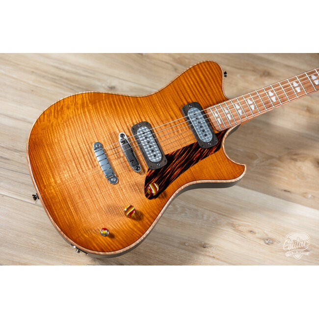 Powers Electric A-Type Select Maple Full Faraday Hard Tail – Wild Honey Burst