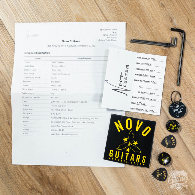 Novo Custom Voltur J w/ Ebony Fretboard & Fralin P-90s – Gold Top Gold